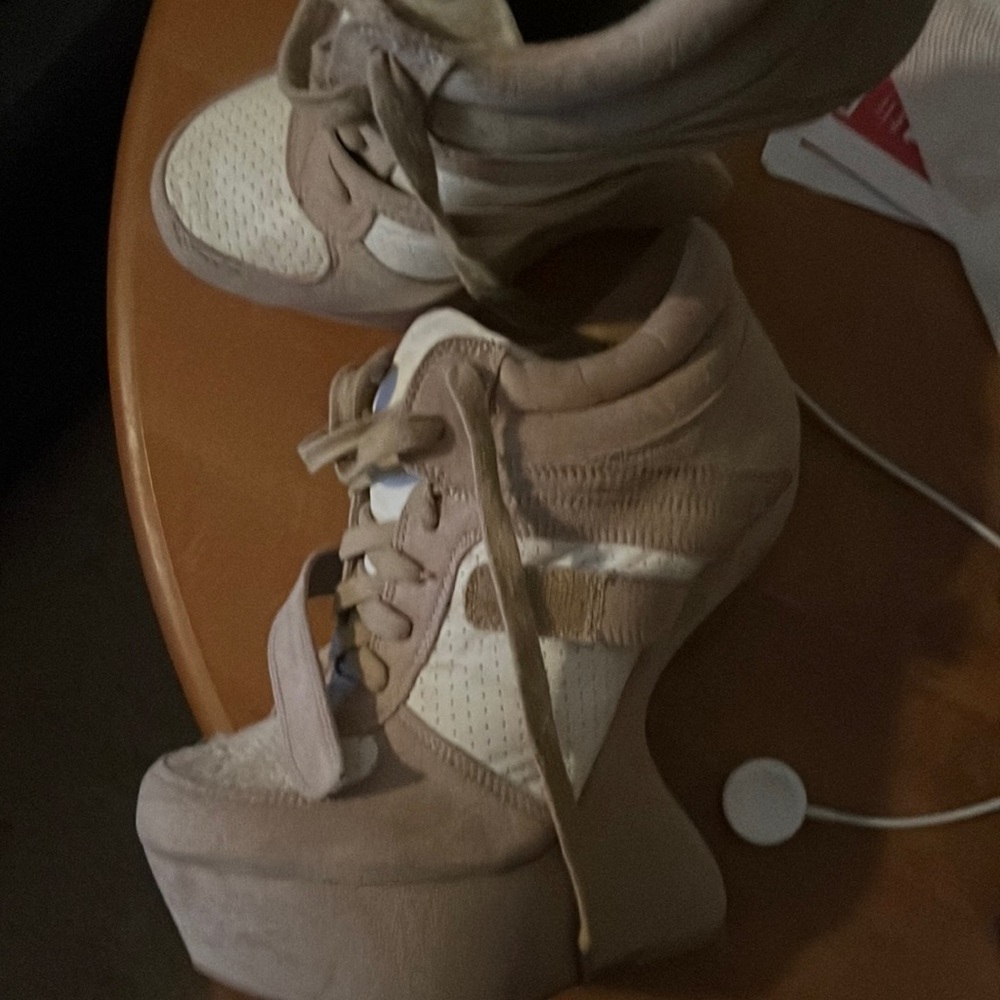 Paper Fox 8.5 never worn brand new